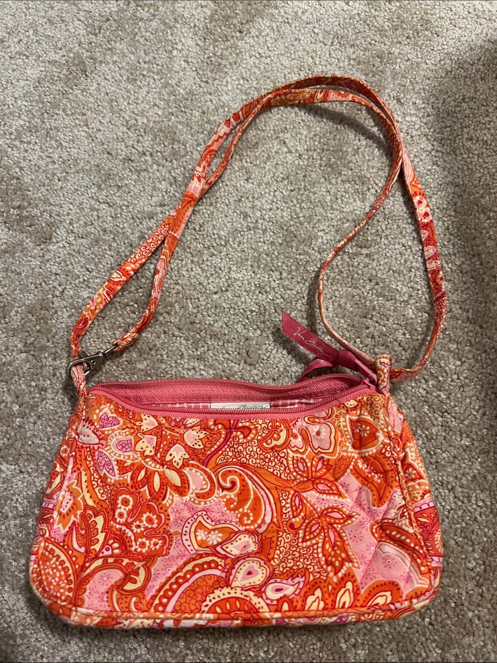 Vintage Vera Bradley small handbag in pink/orange paisley